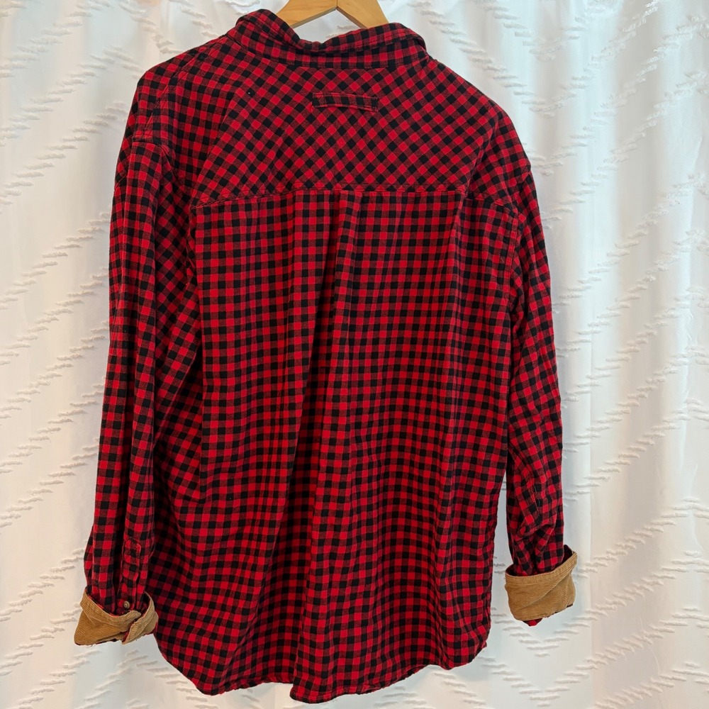 Legendary Whitetails Buck Camp Flannel Shirt Mens XL Red Black Buffalo Plaid - Picture 2 of 6